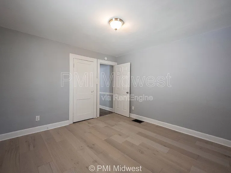 1321 N Ewing St — Photo 29