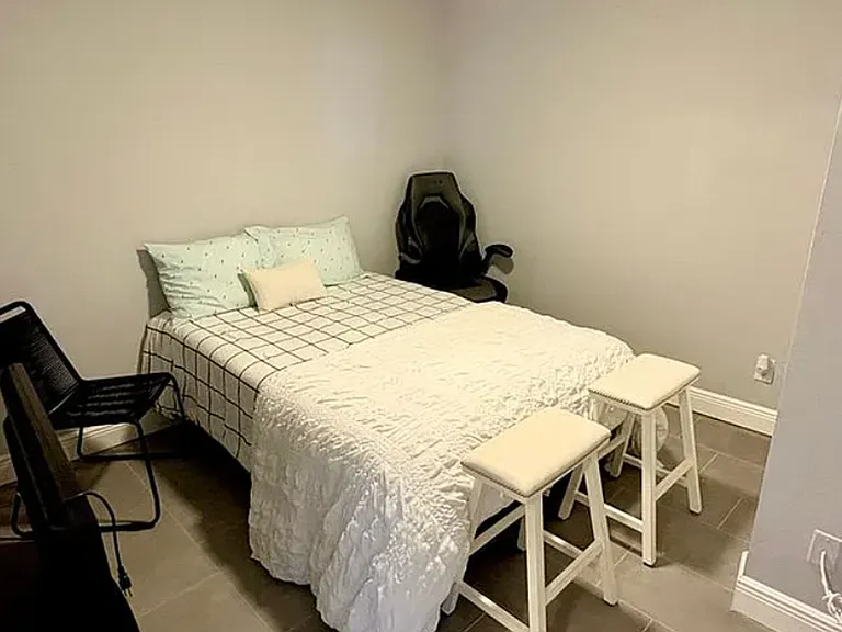 2450 SW Cameo Blvd — Photo 14