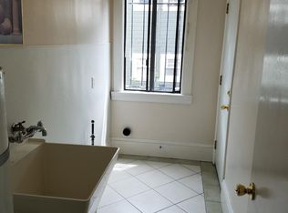 315 E 15th St, Oakland, CA 94606