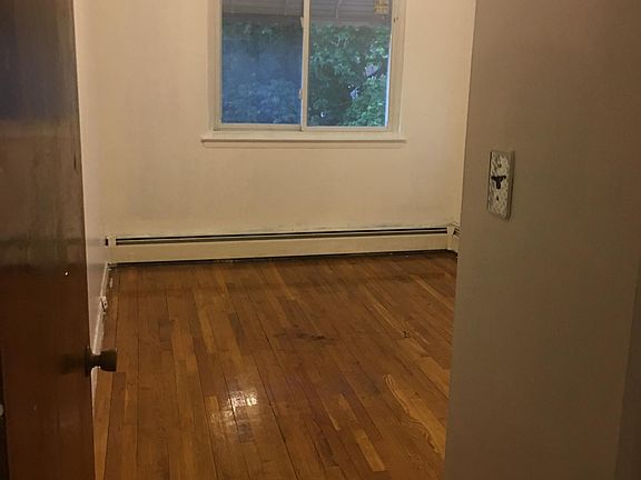 4th image of 1238 Allerton Ave