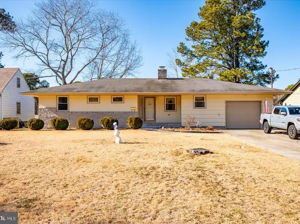 327 Winter Quarters Dr, Pocomoke City, MD 21851