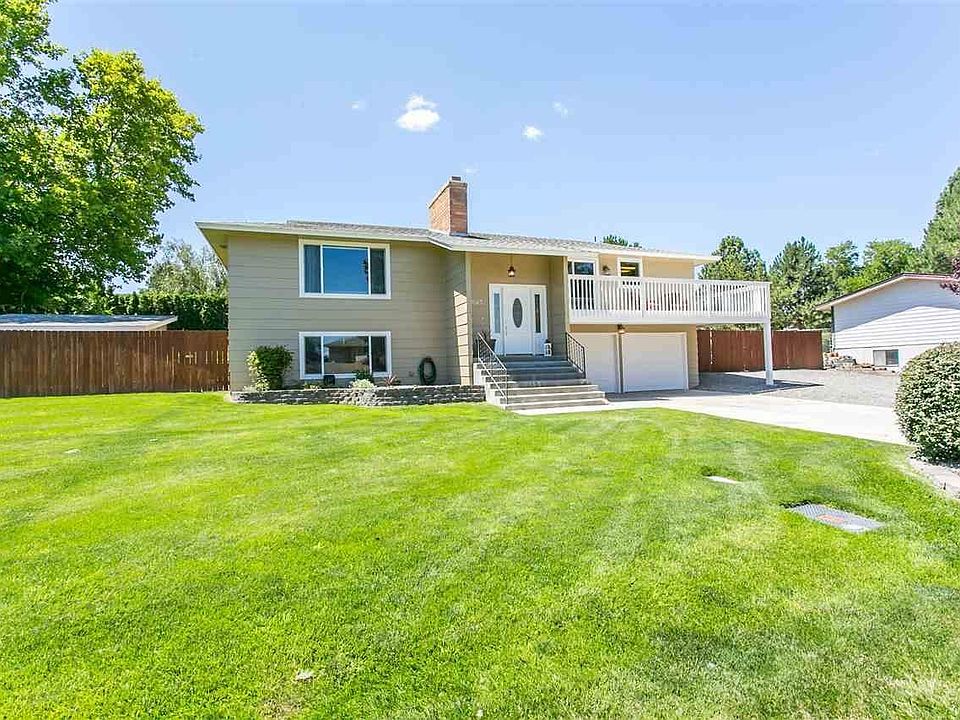 1st image of 4067 King Dr