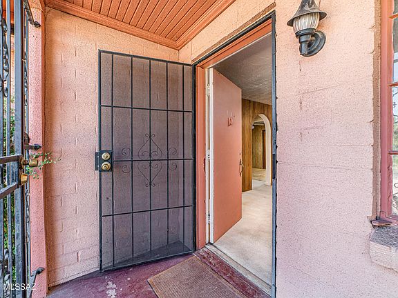 5th image of 2851 N West Plaza Dr
