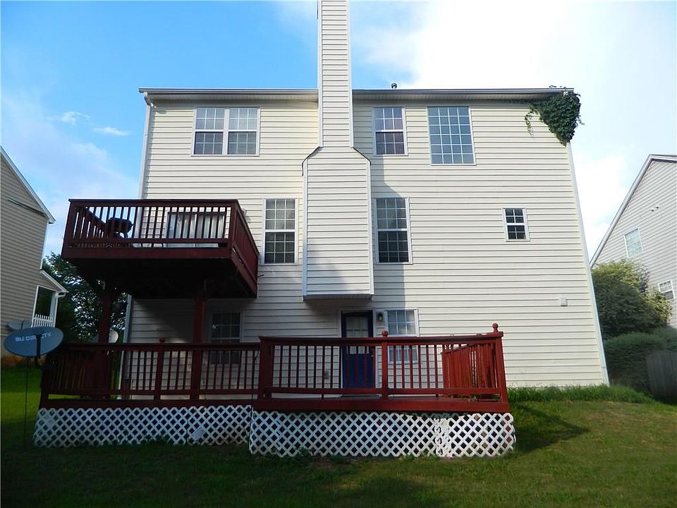 2nd image of 2818 Everwood Pointe SW