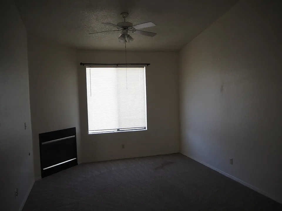 4256 Sabana Loop SE #C