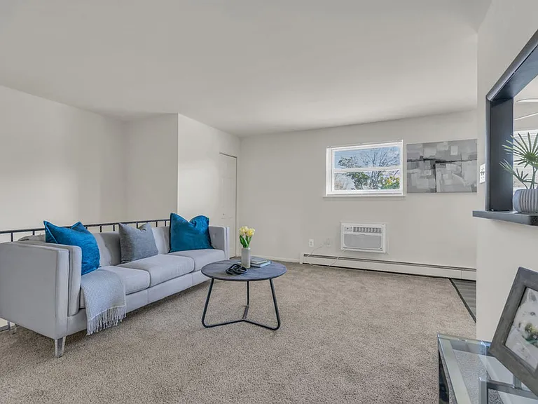 Laurelton Village Apartments — Photo 78
