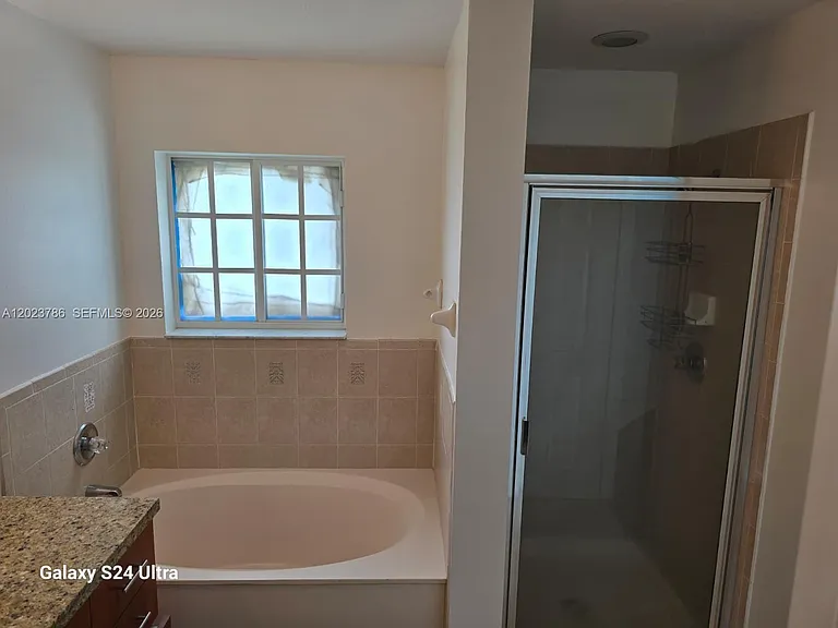 13658 SW 142nd Ter — Photo 21
