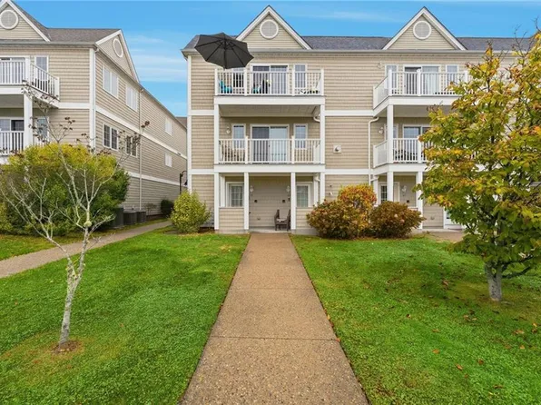 677 Metacom Ave Unit 59, Bristol, RI 02809