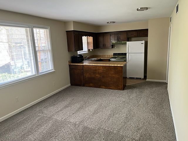 2nd image of 203 Mason Ave APT 6