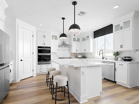 Kitchen Model at Alberhill Ranch