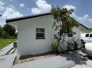 3340 Stella St, Fort Myers, FL 33916