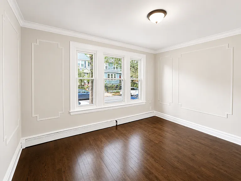 174-176 Vermont Ave #1L — Photo 5