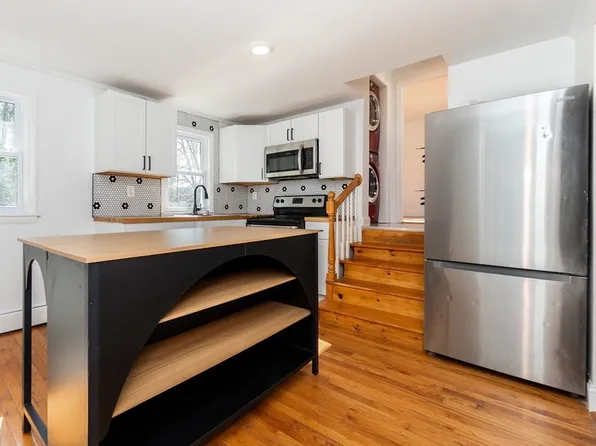 69 Depot Rd Unit 69, Oxford, MA 01540