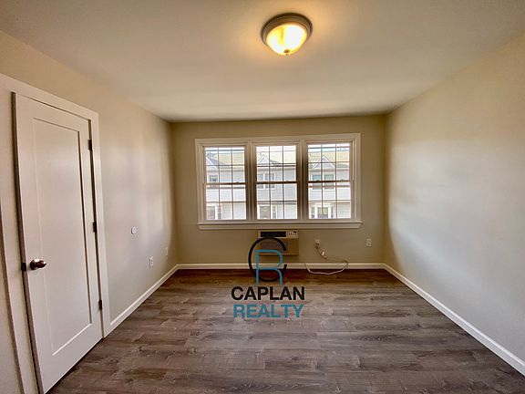 4th image of 46 Fountain St #3O3