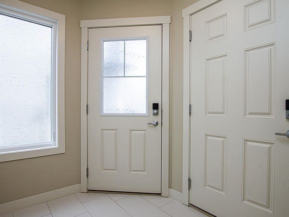 3rd image of 129 Abbey Rd