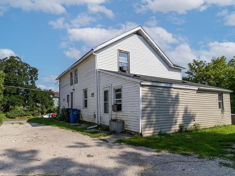 Listing photo 4