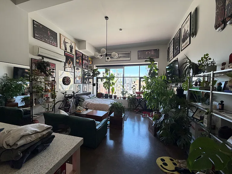 1961 N Milwaukee Ave #213 — Photo 6