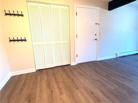 5th image of 40 Cowesett Ave APT 33
