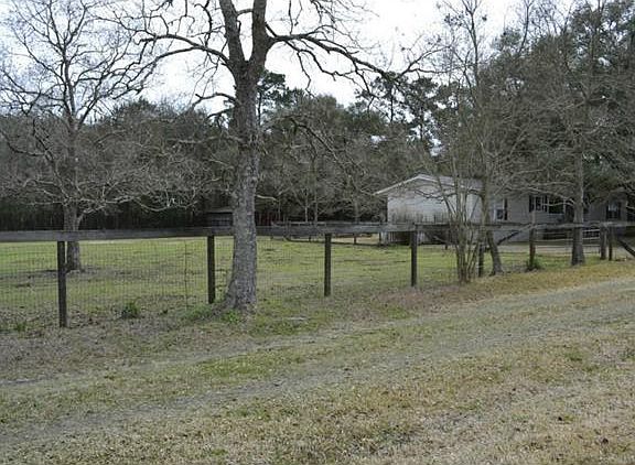 3rd image of 13671 Highway 190