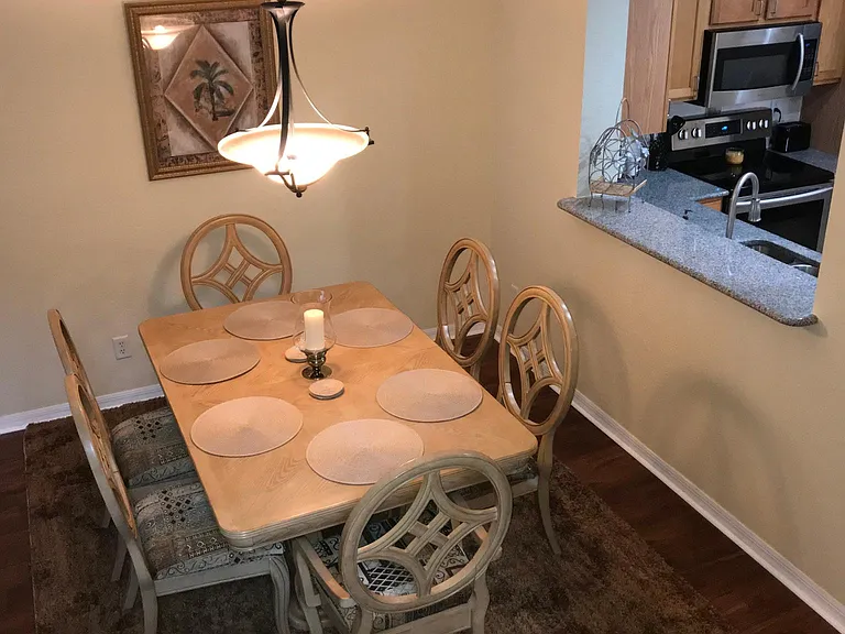 9600 Roundstone Cir #9600 — Photo 22