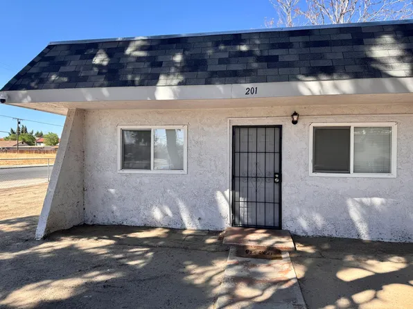 201-203 N Valley View Dr #205, Hemet, CA 92543