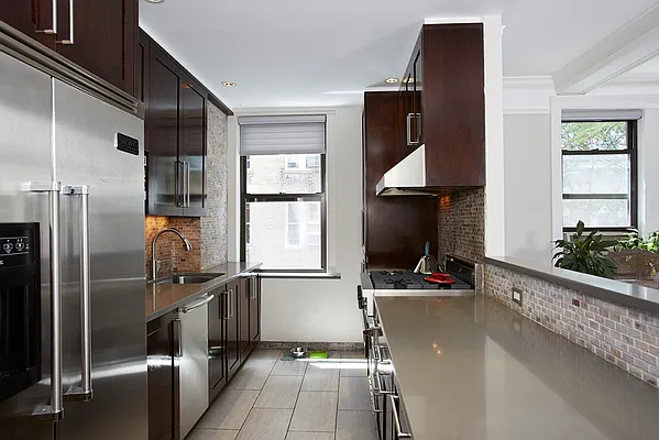 Sold by Compass | media 8