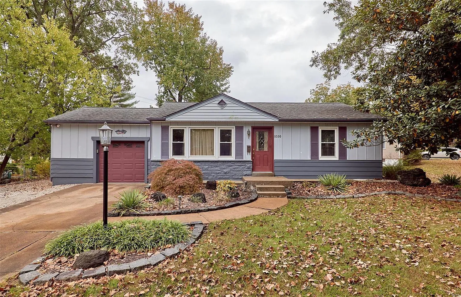 8500 General Grant Ln photo 1