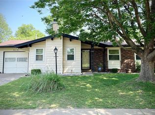 1615 Central Pkwy, Florissant, MO