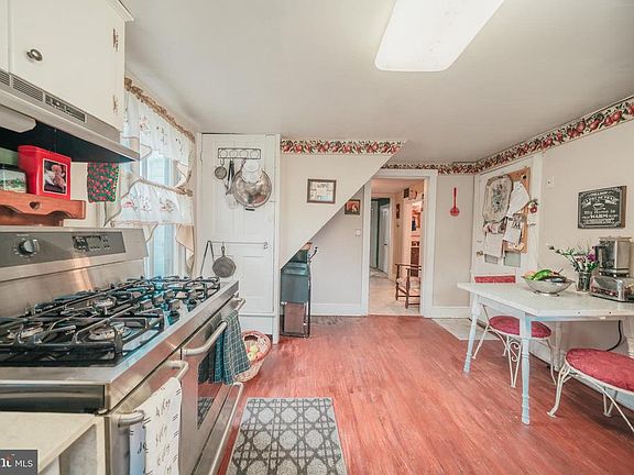 5th image of 510 510 & 508 Fairfax St