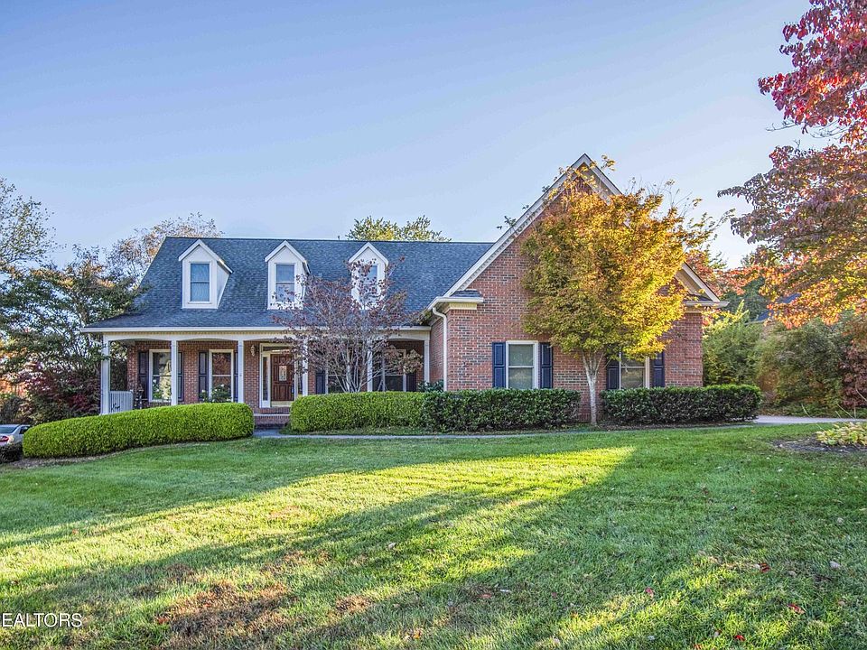 1st image of 344 Farragut Crossing Dr
