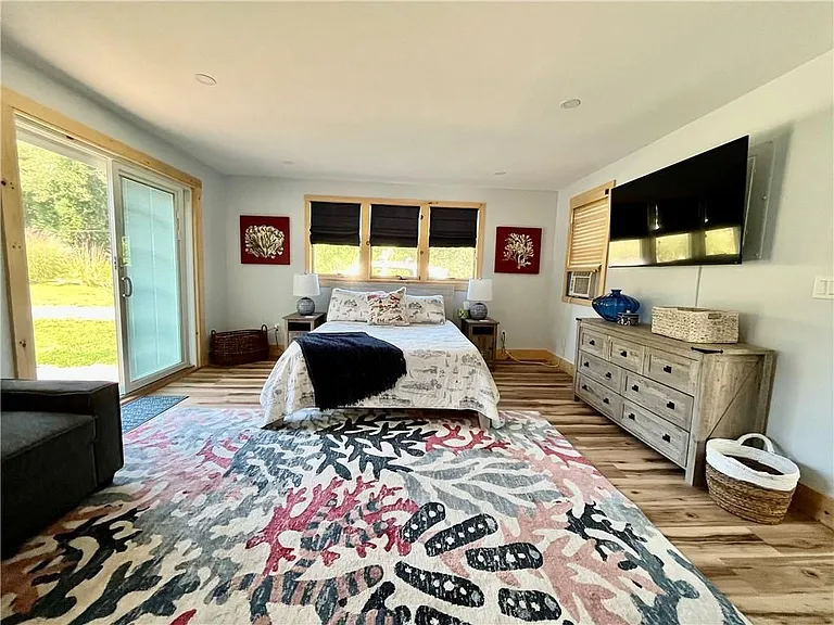 27 S Shore Rd — Photo 14