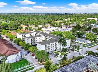 Manor Court Apartments, Miami, FL 33161