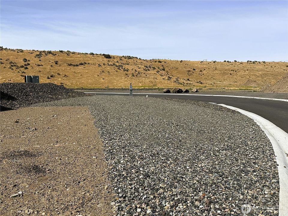 1st image of 1769 Naches Wenas Rd #139