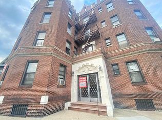 45-35 Parsons Blvd #4R, Flushing, NY 11355