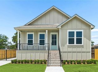 4401 Mendez St, New Orleans, LA 70126