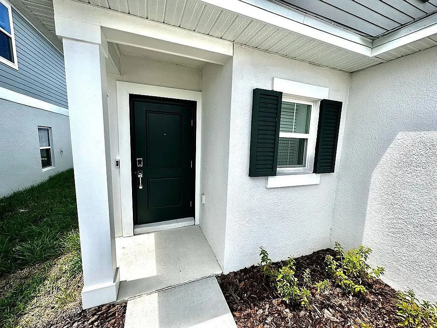 3 bed, 2.0 bath, 1461 sqft, $1,900 — Photo 3