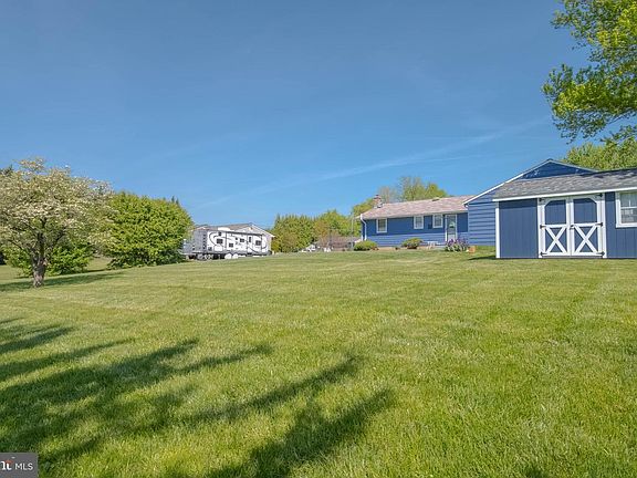 4th image of 2319 Reckord Rd