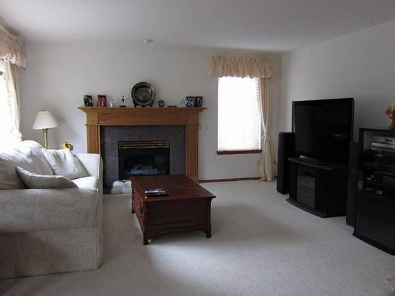 3rd image of 8426 143rd Ct NE