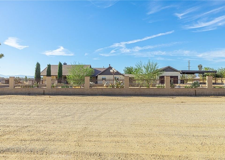 1st image of 8838 W Avenue D6