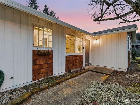 4th image of 14302 NE 16th Street