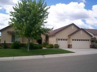 1957 Oak Crest Dr, Roseville, CA 95661