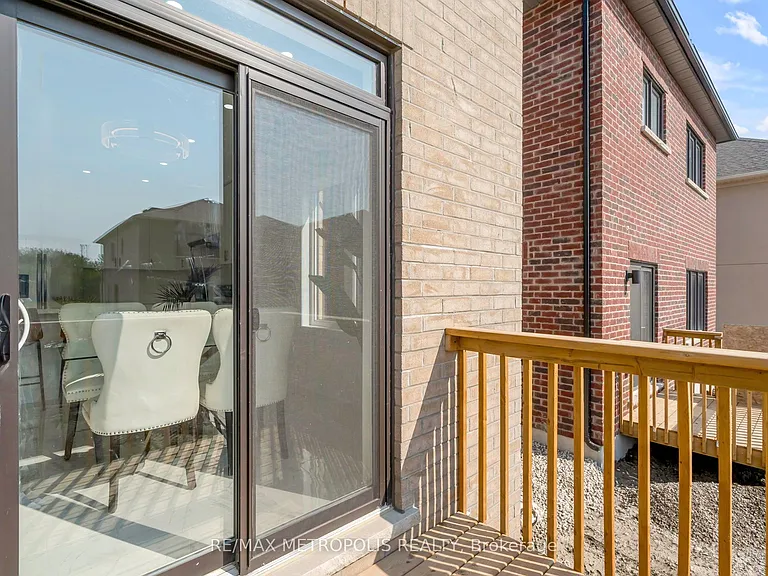 58 Belmont Dr — Photo 42