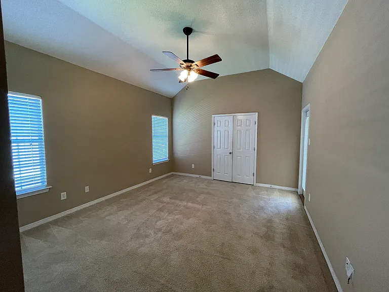 29928 Saint Simon St — Photo 4