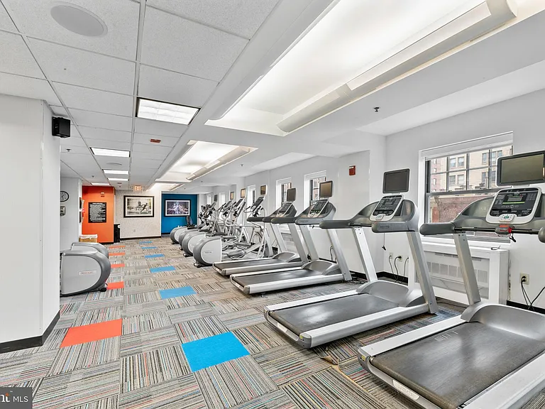 1701 Locust St #15-1901 — Photo 25