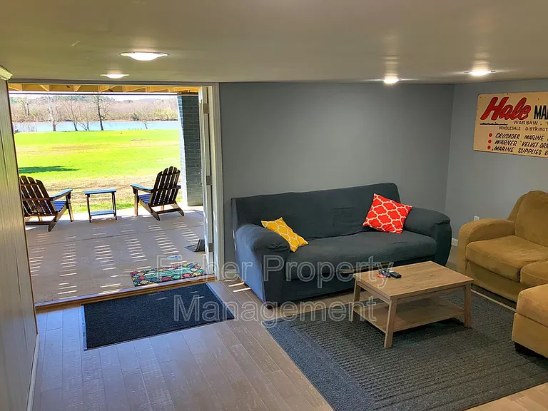 1500 Rustling Cedar Ln — Photo 14
