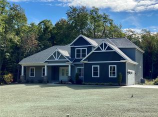 3012 Suzanne Dr, Erie, PA 16510