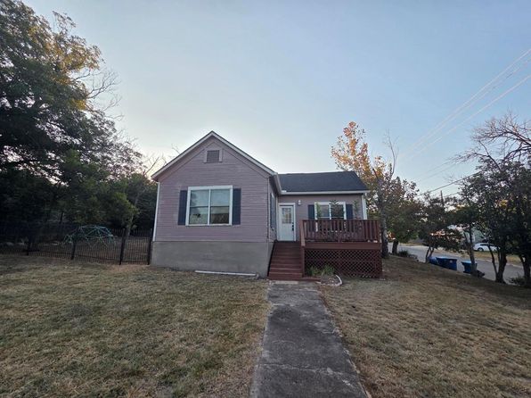 801 Everett St