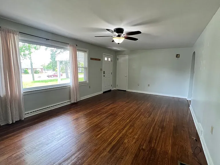 2399 New Holland Pike — Photo 13
