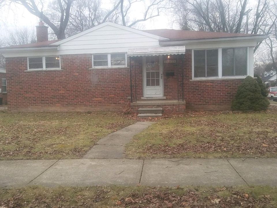 2nd image of 26414 Kenneth Ave