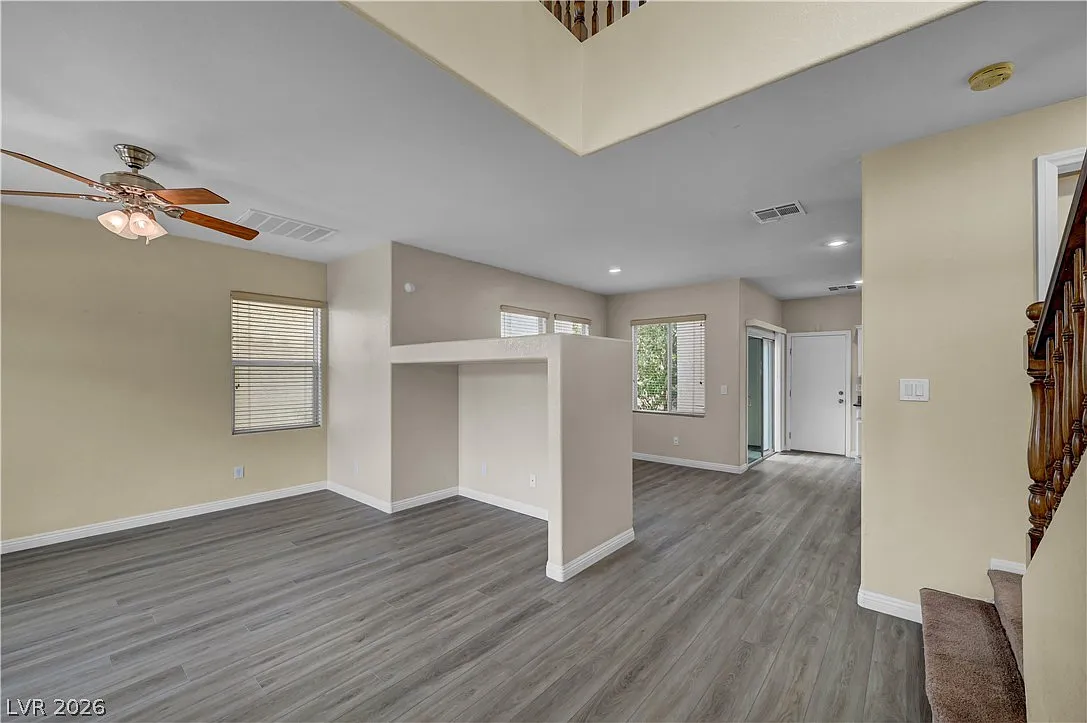 3 bed, 2.5 bath, 1515 sqft, $2,300 — Photo 4